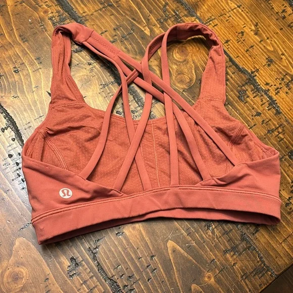 Lululemon energy bra - Picture 2 of 3